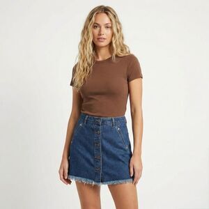 ✨ NWOT POL Button Front Denim Mini Skirt Small Blue Raw Fringe Hem Boho Festival